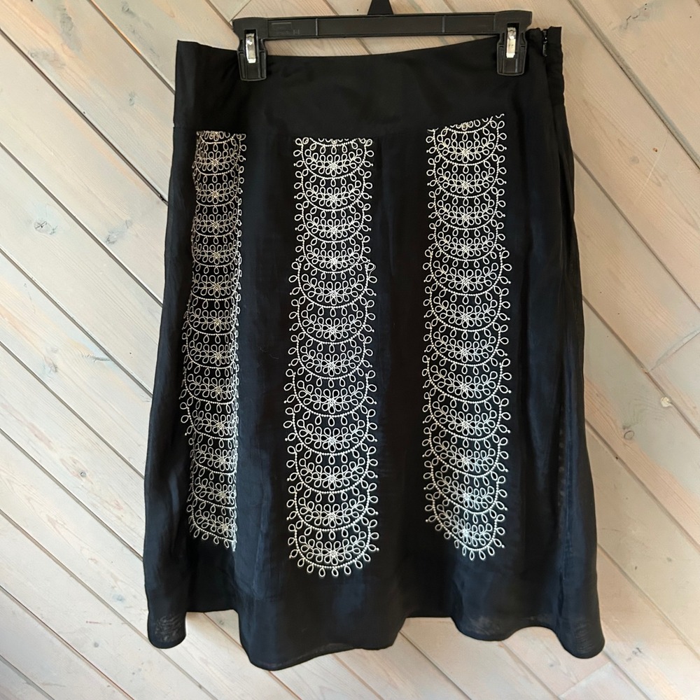 Nic +‎ Zoe Womens Black Embroidered A-Line Skirt White Scallop Floral Size 8